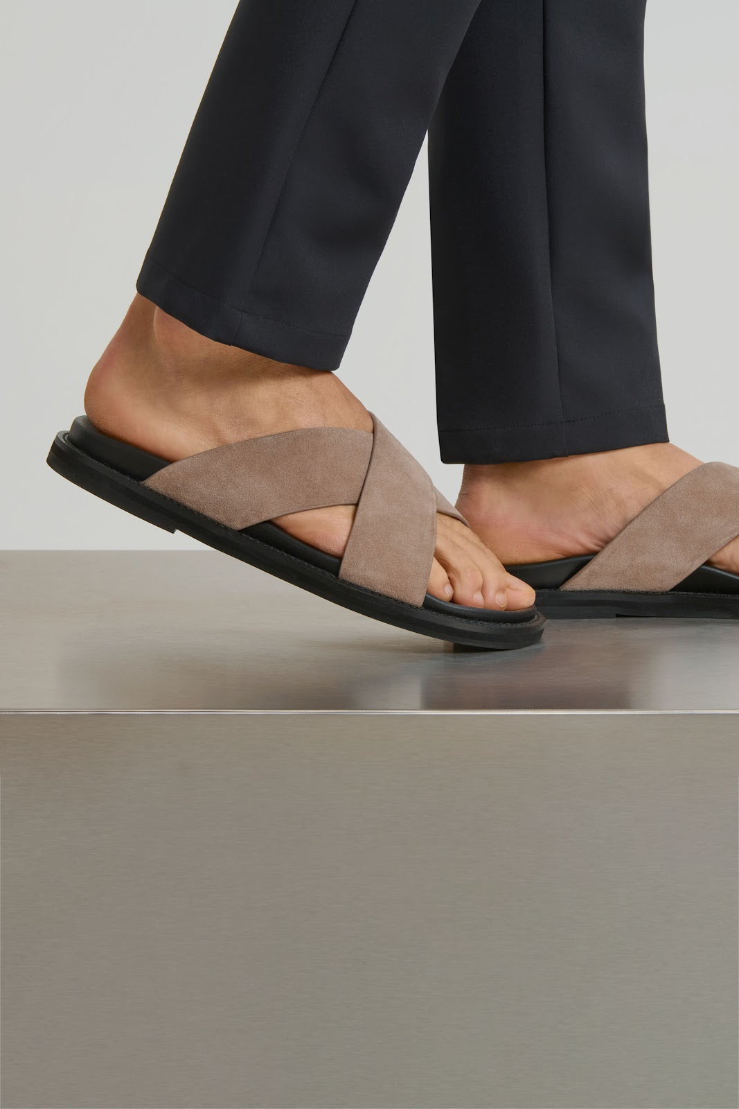 Estefano Sandalias Ɐ\ᴙ